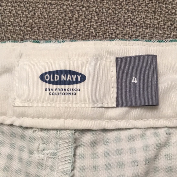 Old Navy Gingham Checkered Shorts Size 4 Fall Color - Picture 4 of 11